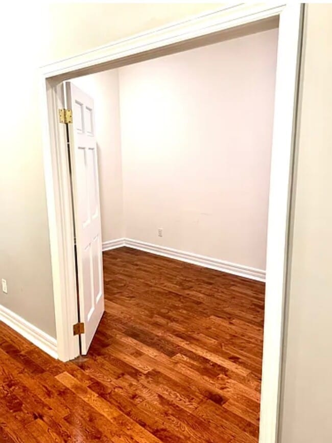 Photo - 662 Bleecker St