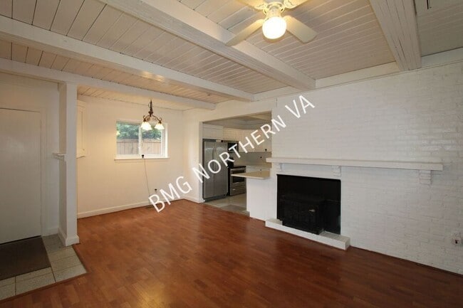 Photo - 11000 Park Rd
