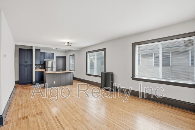 Photo - 3433 Portland Ave