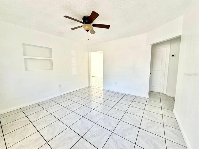 Photo - 1607 E Maple Ave