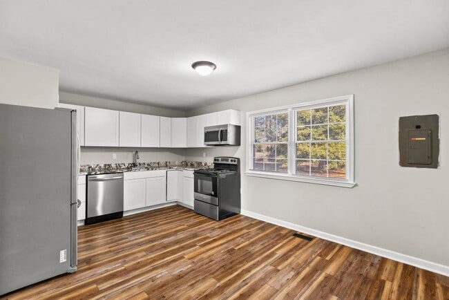 Photo - Newly Remodeled Hubert Home