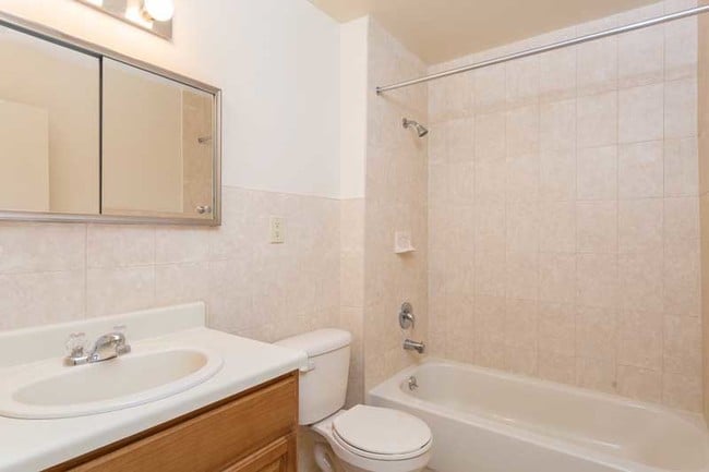 Photo - Linwood Village