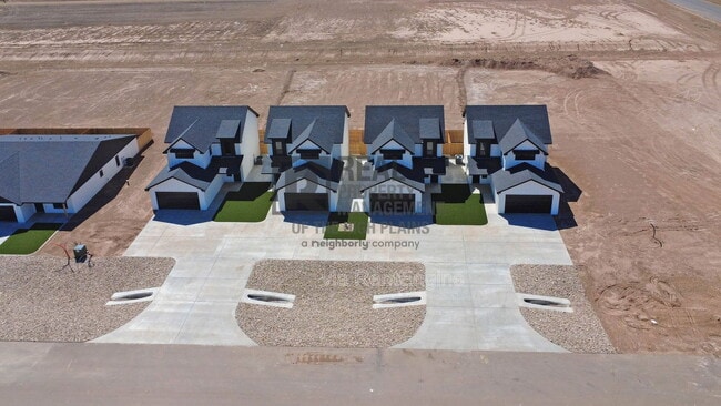 Photo - 4720 Clive Ave