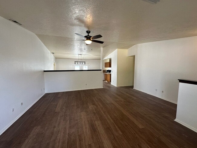 Photo - 3059 Bayberry Cir