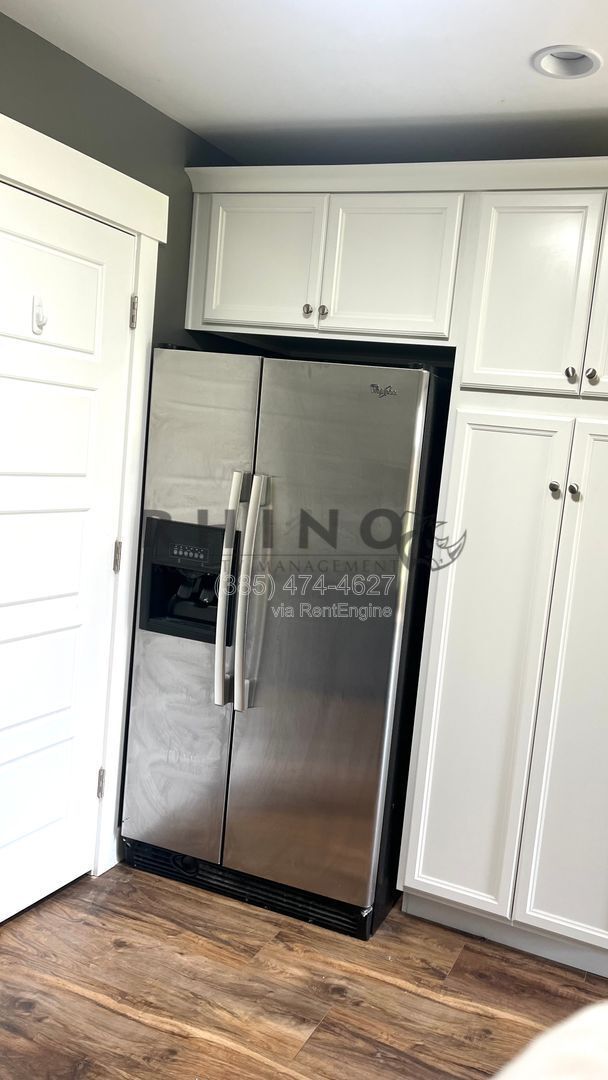 Photo - 578 Dexter St W