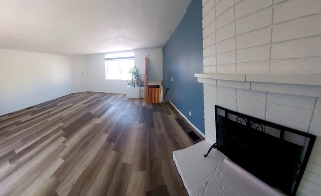 Building Photo - 1631 Van Horne Ln Rental