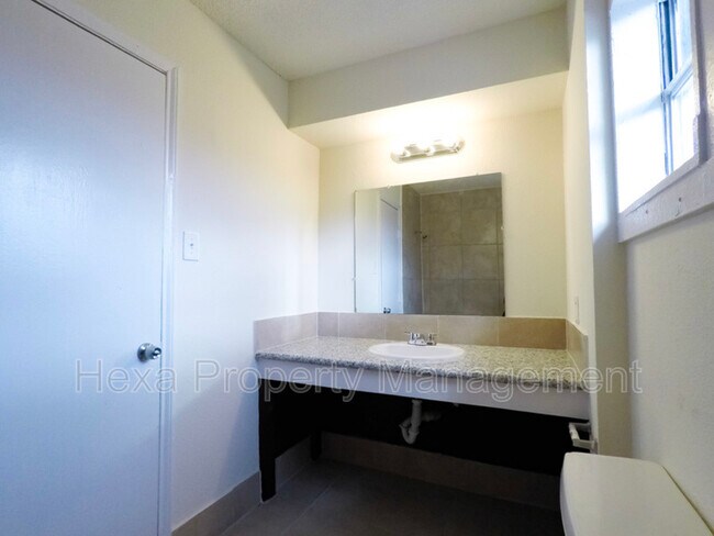 Photo - 6553 Brittmoore Rd