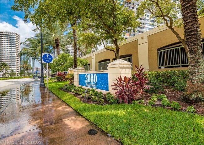 Building Photo - 2080 S Ocean Dr Unit 804