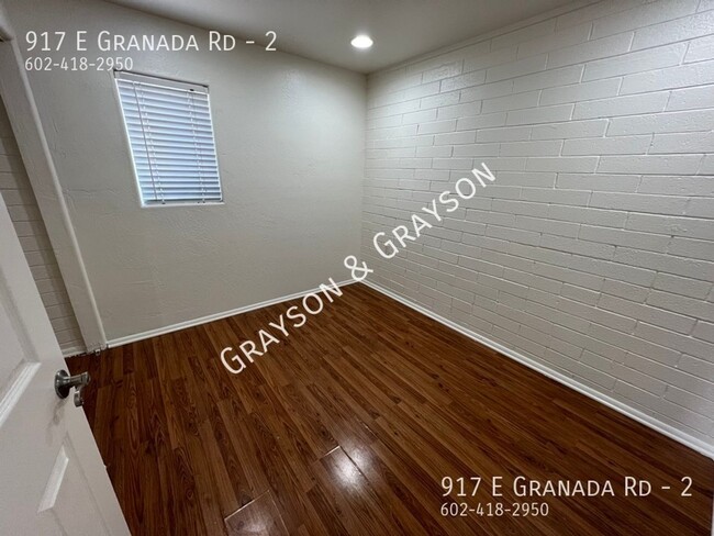 Photo - 917 E Granada Rd Unit 2