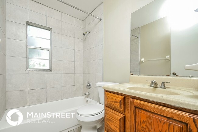 Photo - 1660 Crystalview Trail