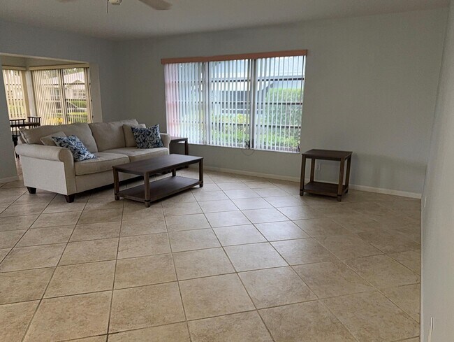 Photo - 14676 Canalview Dr Unidad A