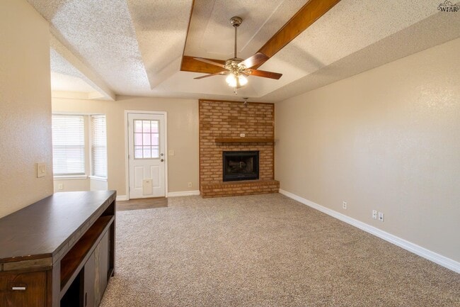 Photo - 505 W Coleman Ave