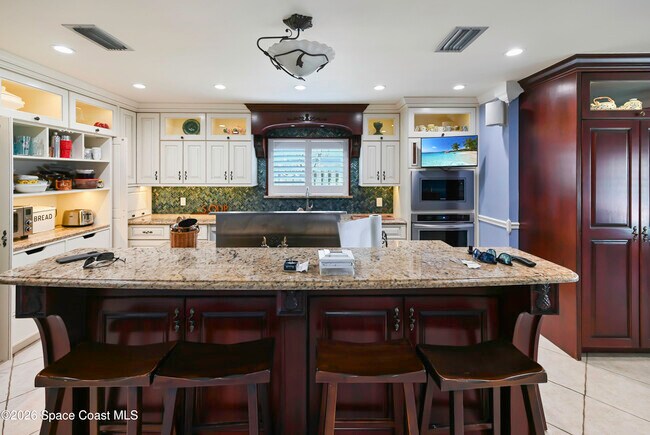 2230 Sykes Creek Dr