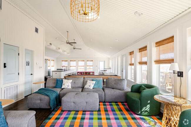 Building Photo - 907 S Cove Dr Unit ID1223255P Rental