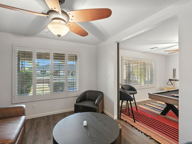 1541 E Hope St Unit SI ID1570275P