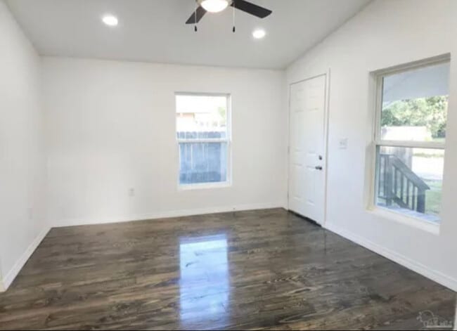 Photo - 213 Wilson Ave