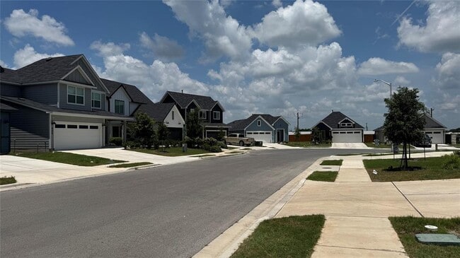 Photo - 408 Frogmore Lp