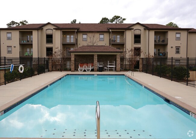 Photo - Williamsburg Place