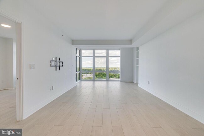 Photo - 8220 Crestwood Heights Dr Unit 1614