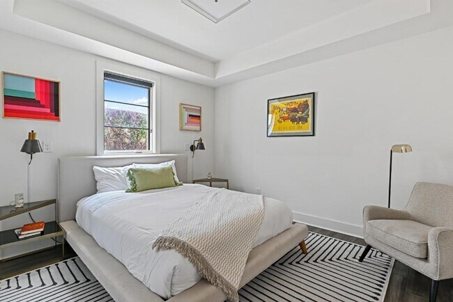 Photo - 634 Bonaventure Ave NE Unit 3