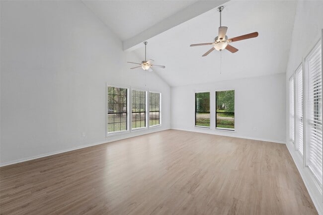 Photo - 18009 Split Oak Cir