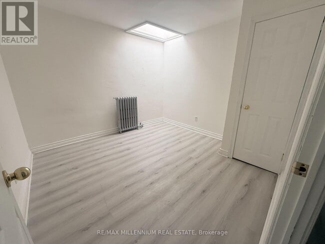 Photo - 520 Rogers Rd