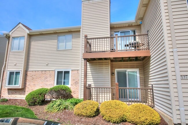 Photo - All Electric Second Floor Garden Condo for Rent in Wildwood Unidad D