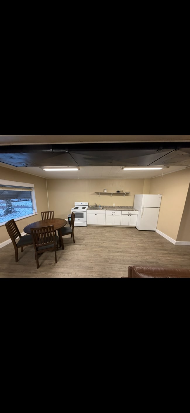 Photo - 823 Hawkins Dr