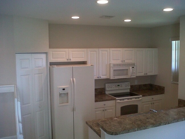 Photo - 1221 Lucaya Dr