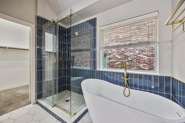 Photo - 8100 Twin Oaks Dr