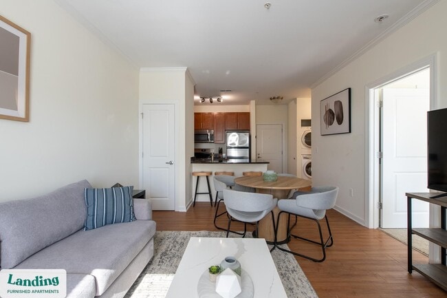 Photo - 2001 E Broad St Unidad 412.1407063