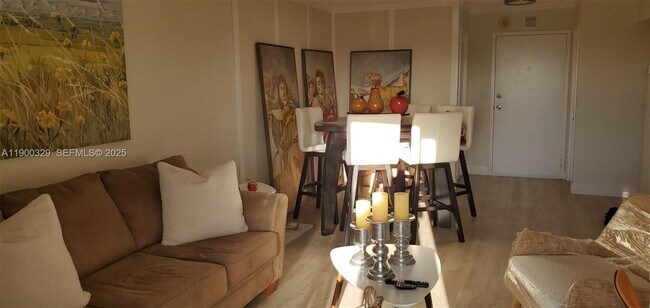 Photo - 900 NE 18th Ave Unit 1202