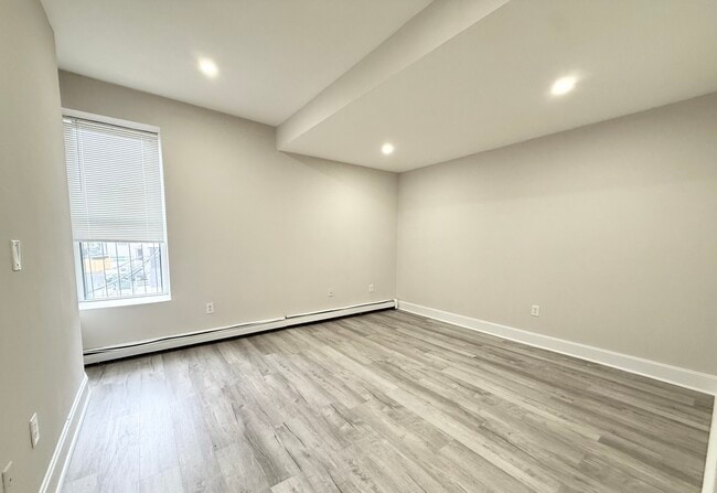 Photo - 53 Ruggles St Unidad 4B