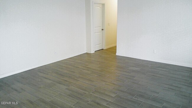 Photo - 653 Paseo Dulce Ave