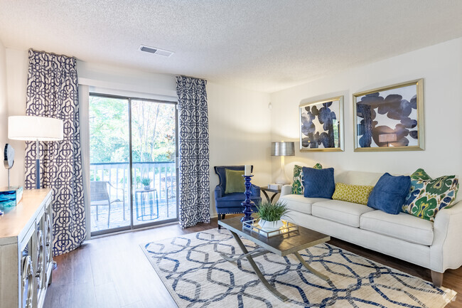 Interior Photo - Grove Parkview Apartment Homes