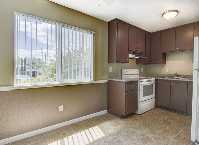 Wind Creek Apartments