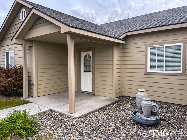 Photo - 3BD Ranch in Desirable Pasco Neighborhood