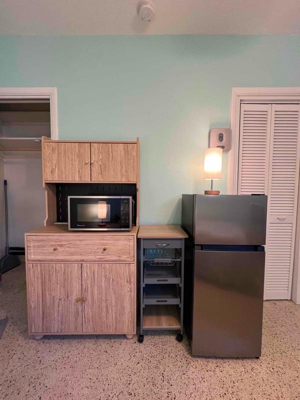 Photo - 2102 Staples Ave