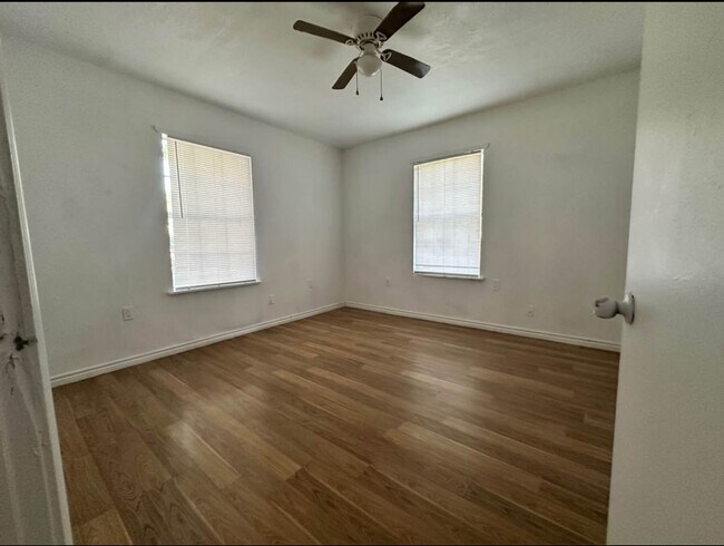 Photo - Cozy 3 bedroom house