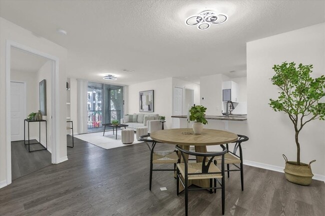Building Photo - 7606 Pissarro Dr Unit 14204