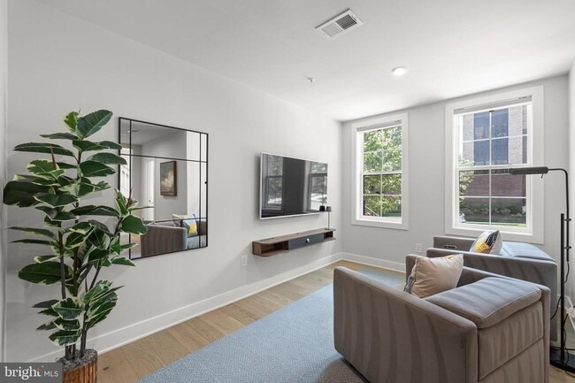 Photo - 43442 Croson Ln