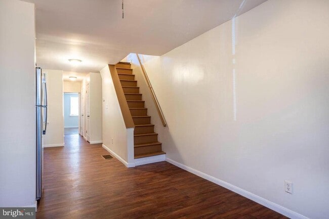 Photo - 2542 N Water St