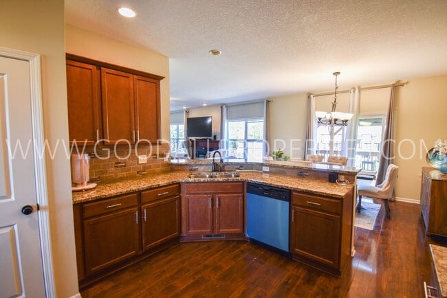 Photo - 5 Bedroom Home with Fenced Yard, and 3 Car Garage in Waukee