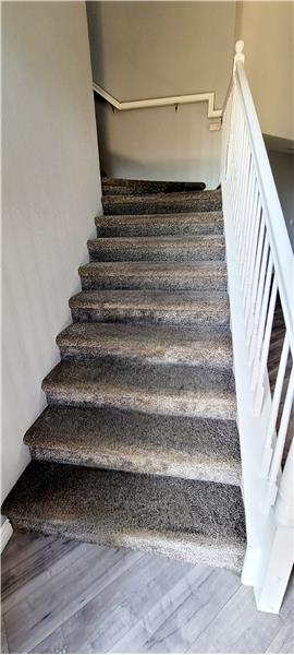 Photo - 1570 Barkley Ln