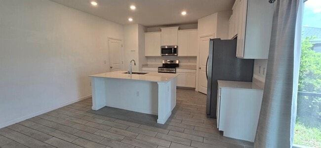 Photo - 3980 NE 34th Ave