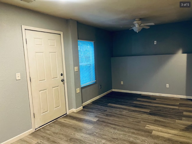 Photo - 5423-5425 E 27th St Unidad 5425