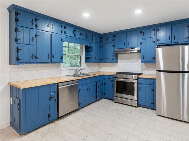 Photo - 1685 Dunwoody Pl NE