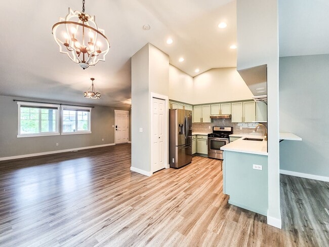 Photo - Arlington Rambler - 3bd/2ba