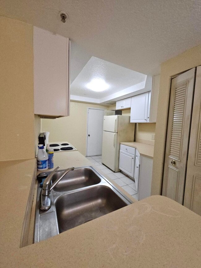 Photo - 761 SW 148th Ave Unit 915