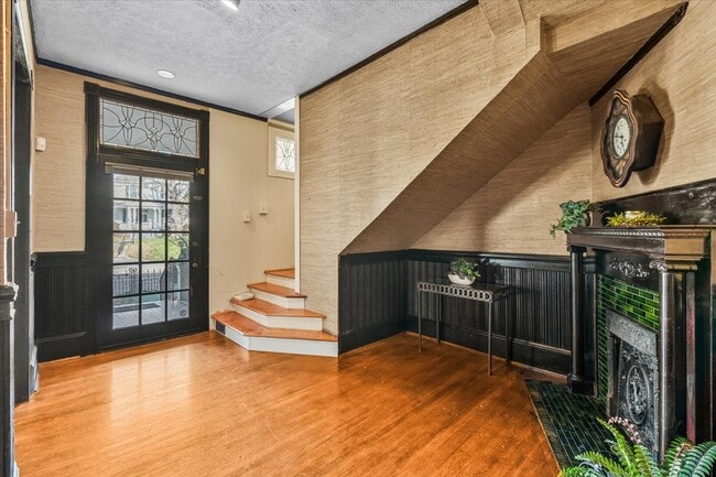 Photo - 491 W Main St Unit 101